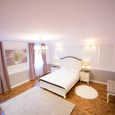 Casa Bologa
